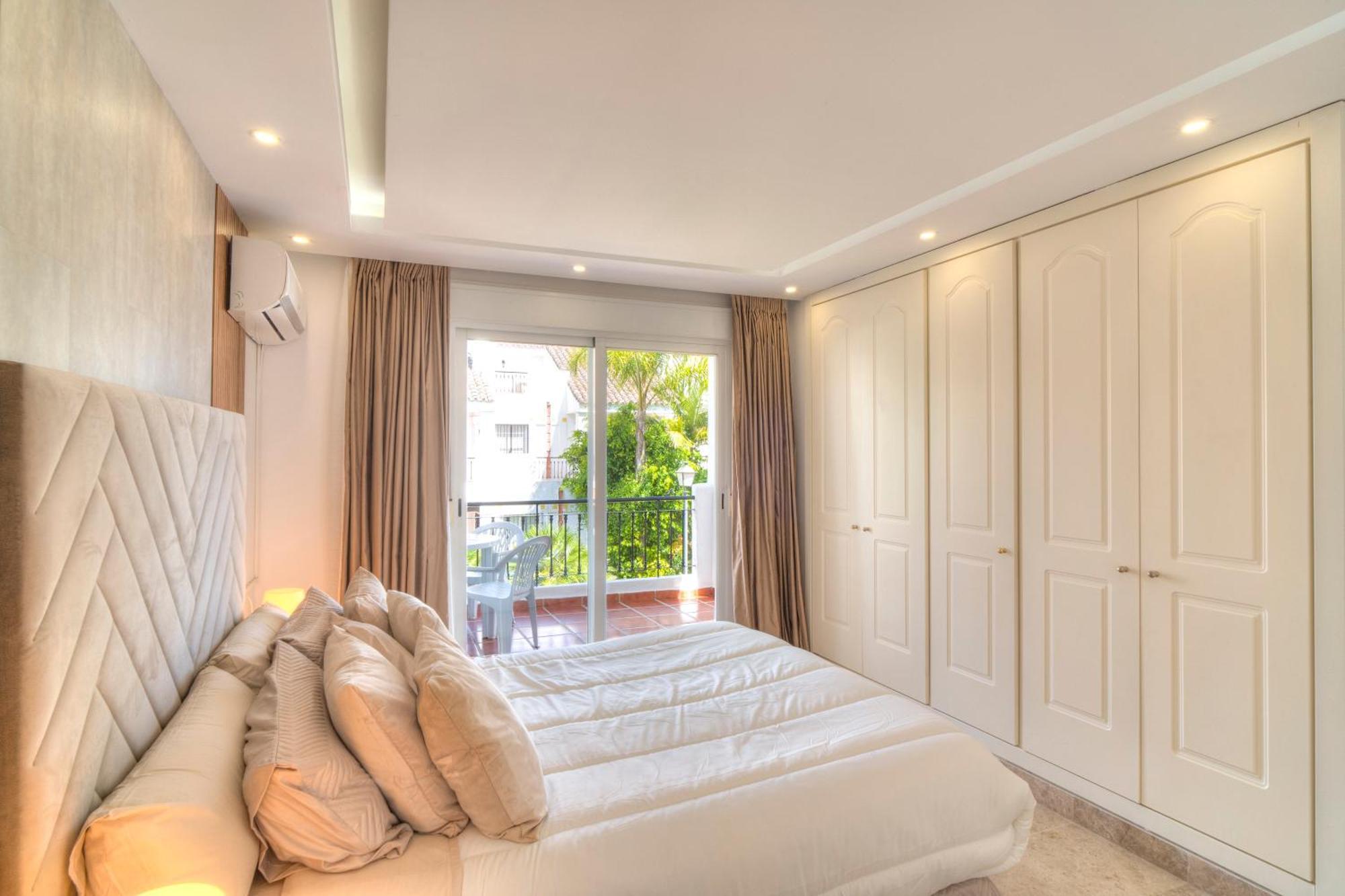 Serenity Luxury , Puerto Banus Μαρμπέλλα Εξωτερικό φωτογραφία